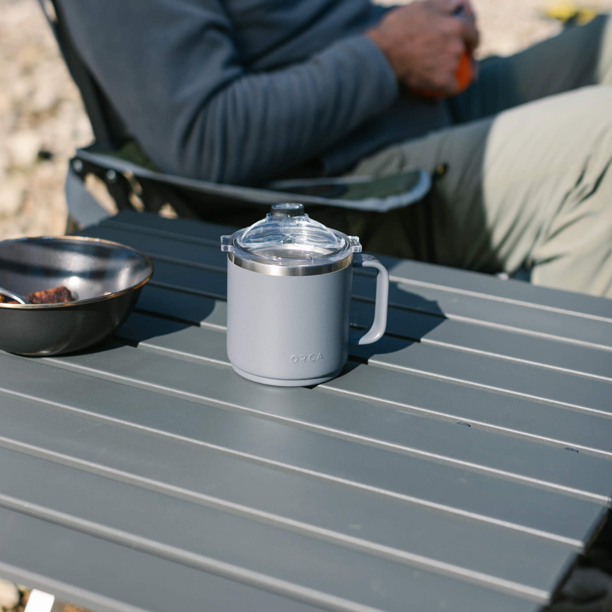 Compact Camp Table 25™ - Bright Touch